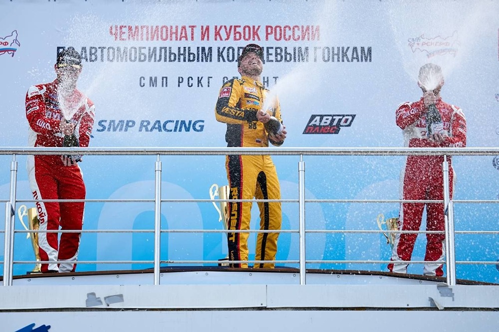 Иван Чубаров принёс LADA Sport ROSNEFT первую победу сезона