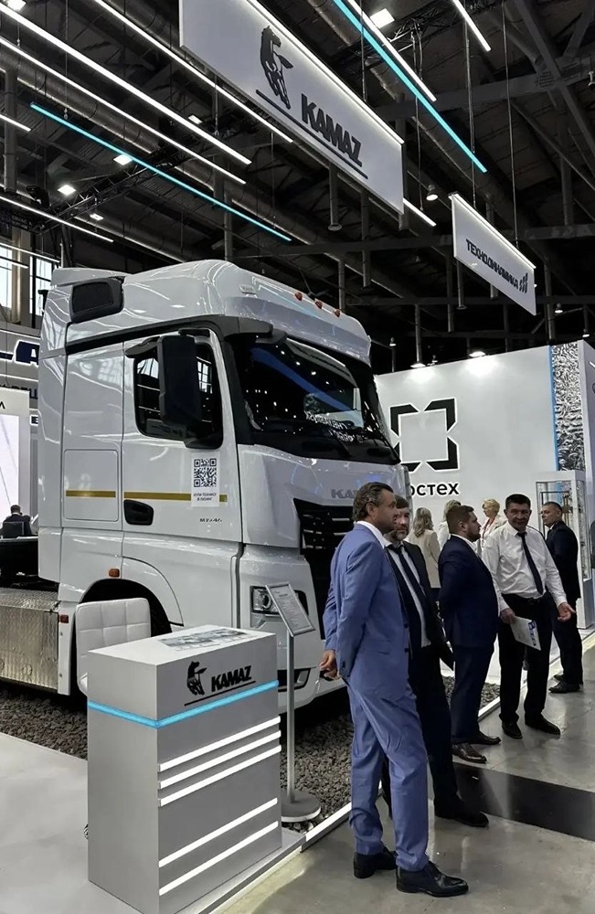 КАМАЗ на «ИННОПРОМе‑2026»: тягач 54901 на КПГ в Екатеринбурге