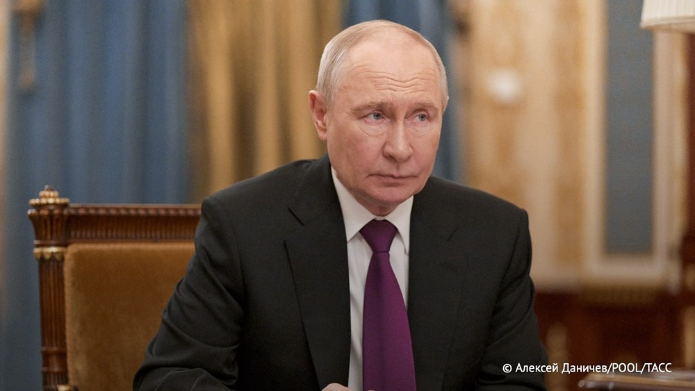 Путин направил поздравление Дональду Трампу по случаю 250-летия независимости Соединенных Штатов Америки. Налаживание взаимовыгодного сотрудничества связей между РФ и США отвечает интересам всего мира, заявил Путин