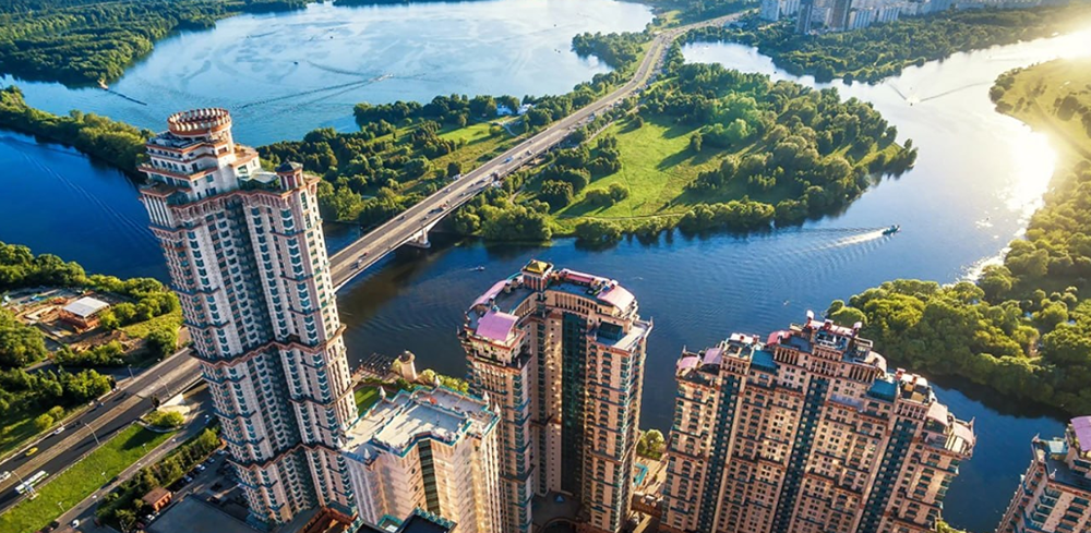 Вторичка в Москве: 66 тыс. сделок и рост цены до 308,1 тыс. руб./кв. м — что разгоняет рынок
