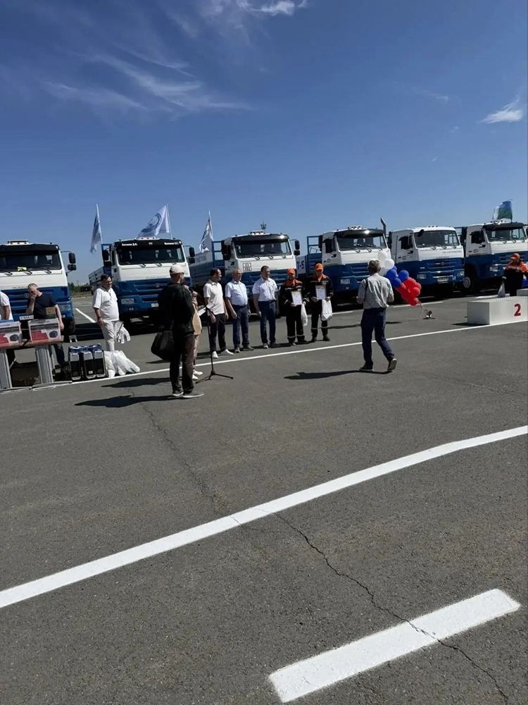 «Сургутнефтегаз» и «КАМАЗ»: конкурс профмастерства среди водителей и слесарей при участии крупного эксплуатанта техники