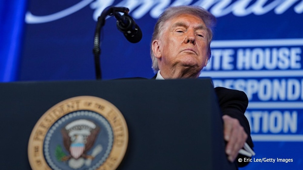 Трамп пошутил, что он будет переизбран президентом США