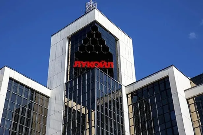 Чистая прибыль "ЛУКОЙЛа" по РСБУ в I полугодии выросла на 10,4%