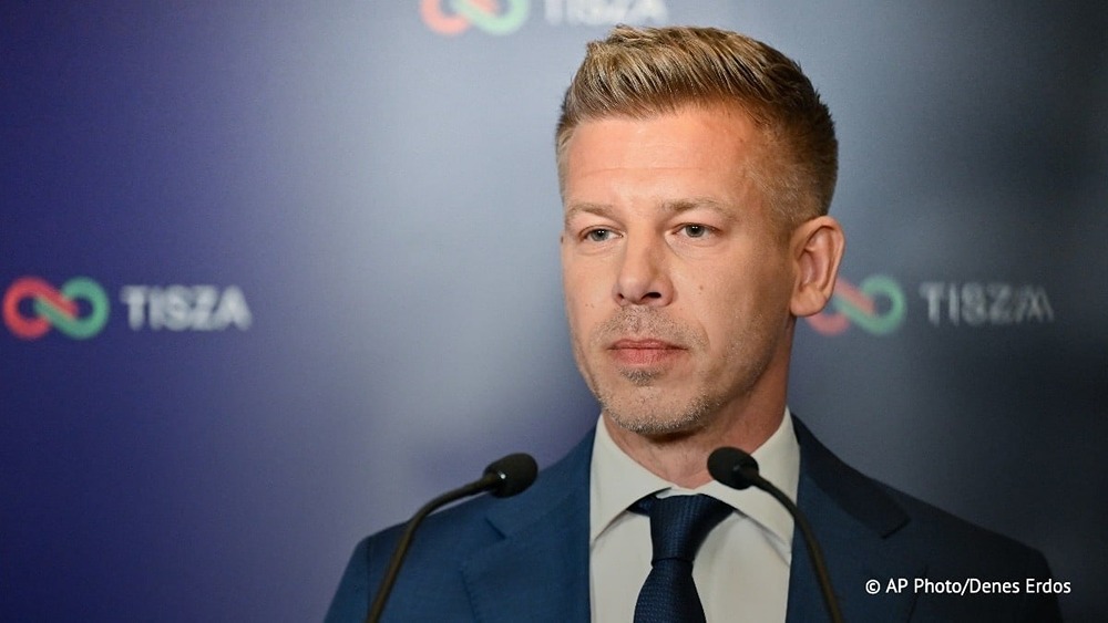 Мадьяр заявил, что Венгрию ожидает критический период