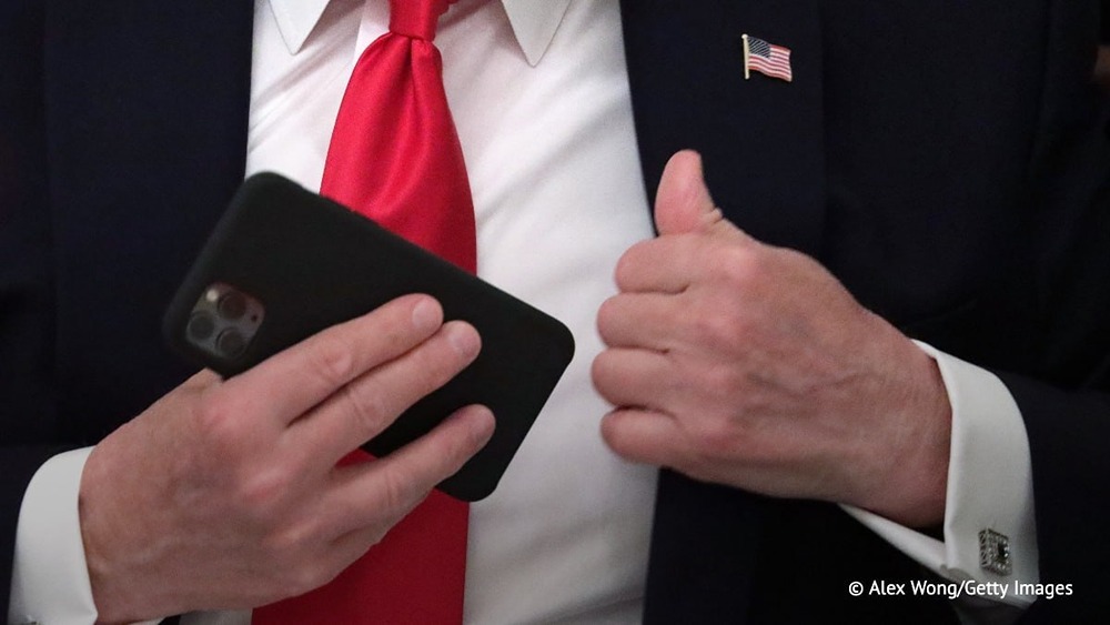Самолёт Трампа и утечка в СМИ: Пентагон лишил Кендалла допуска к секретным материалам