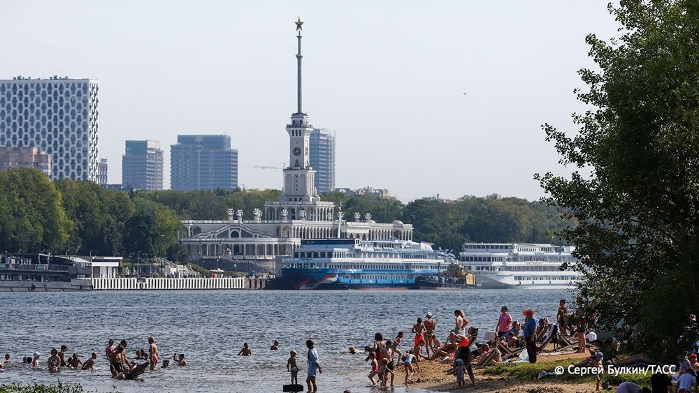 Жара в Москве окрепла до 30 градусов второй раз с начала августа