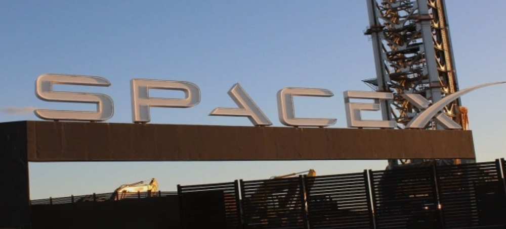Падение на 13% после отчёта: SpaceX показала рост выручки, но убыток $541 млн