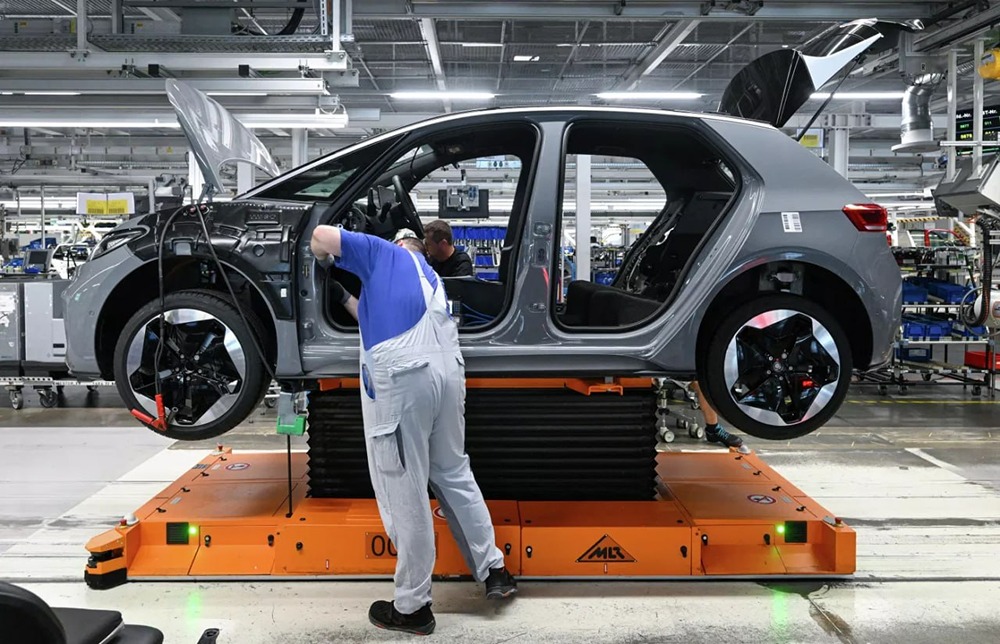 Автопром Германии: 691,5 тыс. работников — минимум с 2005 года