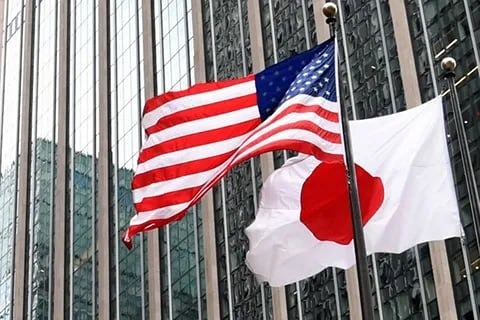 Интервенция США и Японии сдержала обвал иены — но проблема глубже