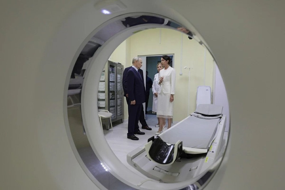 Что значит первая поездка Владимира Путина на Курильские острова