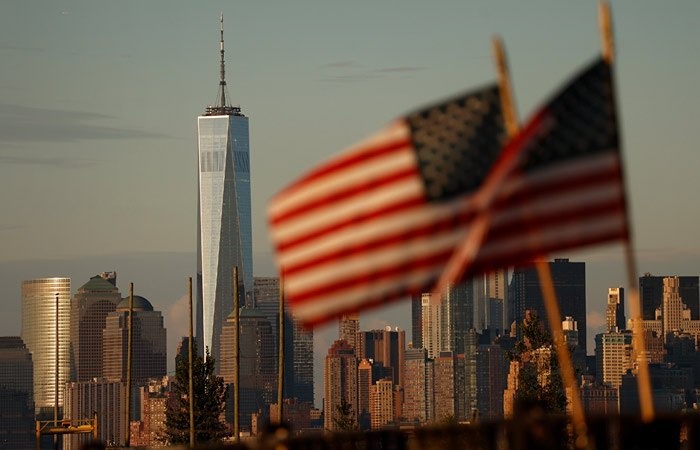 Почему прогноз по ВВП США вырос с 2% до 2,5% — и какую роль играют ИИ‑инвестиции