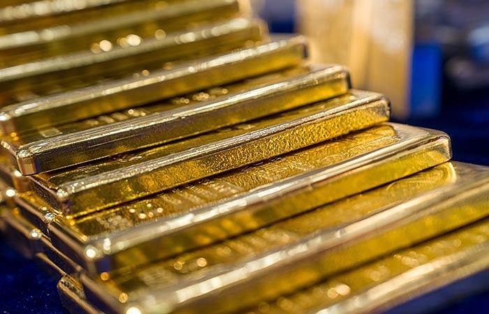 Третья неделя роста подряд: золото подорожало на 4,2% с начала недели