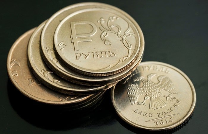 Почему нефть не спасла рубль? Юань вырос при открытии торгов