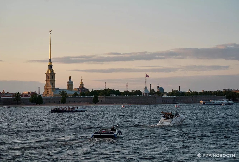 Концерты Канье Уэста в Петербурге могут принести городской экономике до 2 млрд рублей
