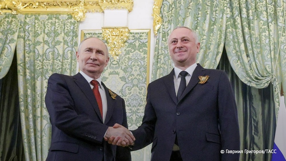 Путин поздравил президента Абхазии с Днем признания независимости республики, сообщил Песков