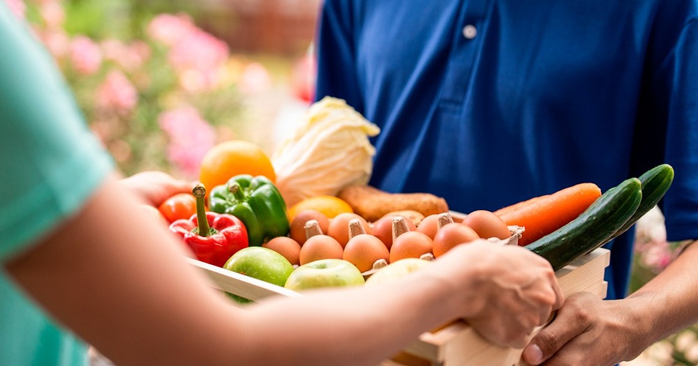 В преддверии Нового года Федеральная антимонопольная служба (ФАС) выступила с важным обращением к крупнейшим ритейлерам, предупредив их о недопустимости необоснованного повышения цен