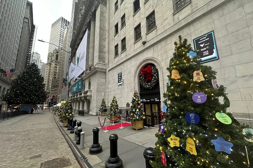 Уолл-стрит находится вблизи своих рекордов