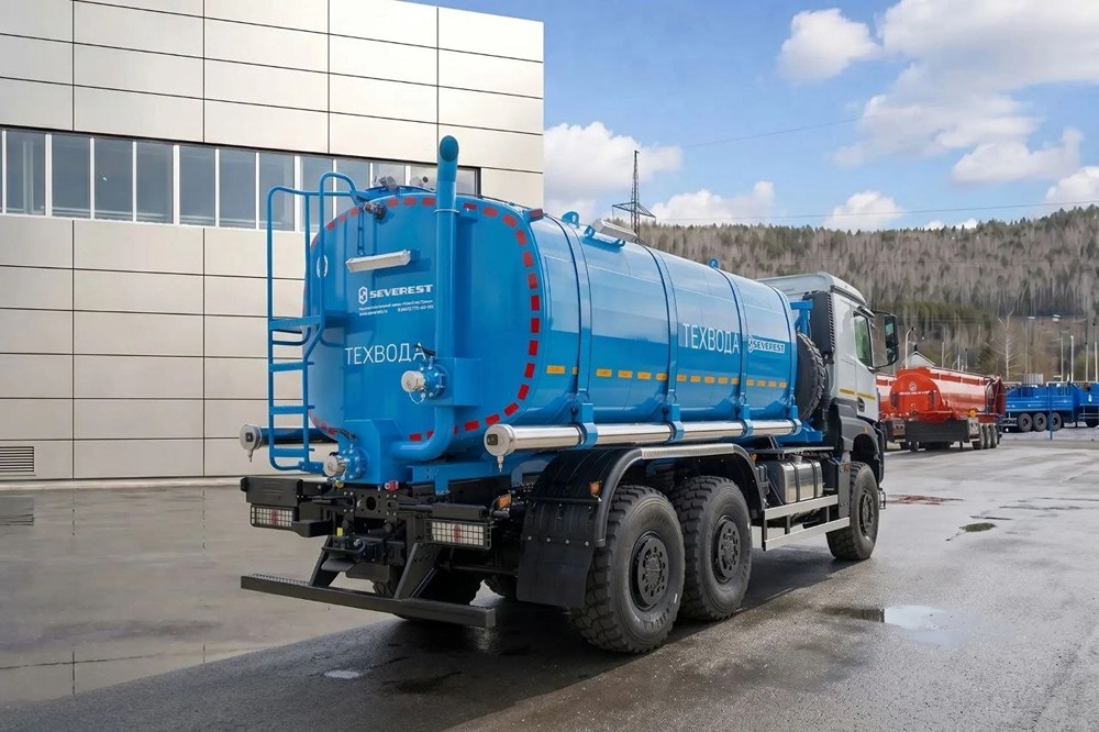 КАМАЗ и «УралСпецТранс» выпустили автоцистерну для технической воды