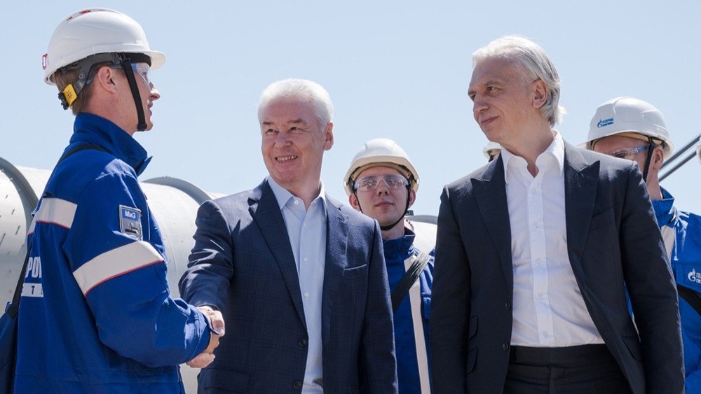 Мэр Москвы поздравил коллектив МНПЗ «Газпром нефти»: после масштабной реконструкции завод в Капотне — один из самых чистых и современных в России