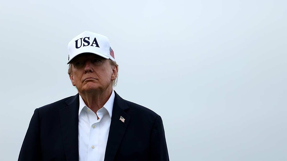 Трамп требует компенсаций за бездействие в Ормузском проливе