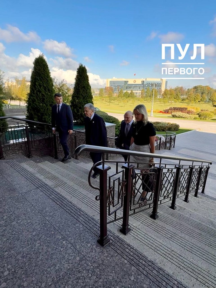 Эмиссар Трампа Джон Коул прибыл в Минск на переговоры с Лукашенко, сообщает «Пул первого»