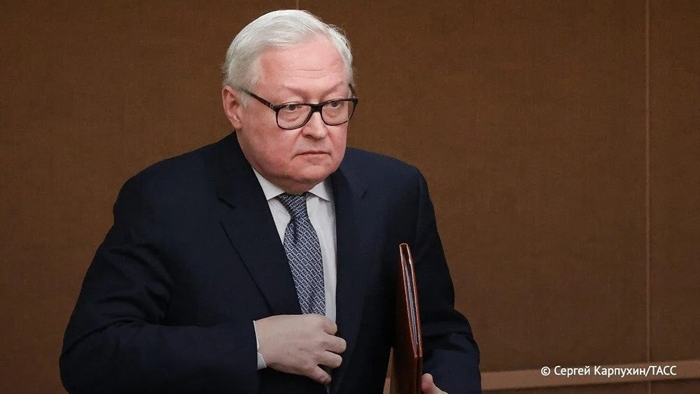 Контакты с американцами продолжаются и будут продолжены, заявил Рябков, комментируя инициативу по энергетическому перемирию