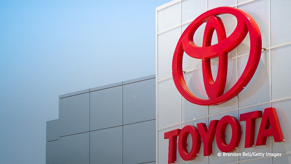 Toyota запустит 40 000 роботов-гуманоидов
