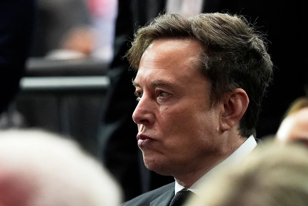 Илон Маск — снова № 1: состояние достигло $908 млрд по версии Forbes 