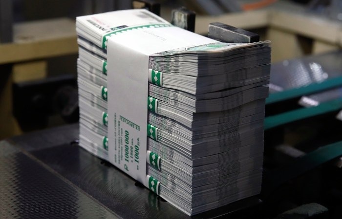 ЦБ ужесточит ограничения на вывоз наличных и золота из России