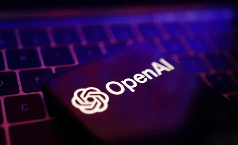 Компания OpenAI планирует привлечь дополнительные инвестиции, отказавшись от включения пункта «AGI» в договор с Microsoft, как сообщает Financial Times
