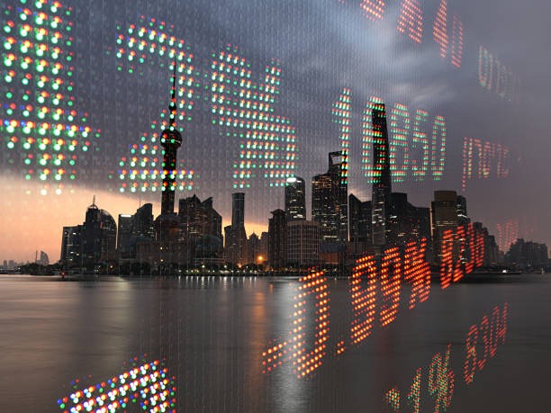 Китайские акции падают после завершения двухдневного заседания правительства