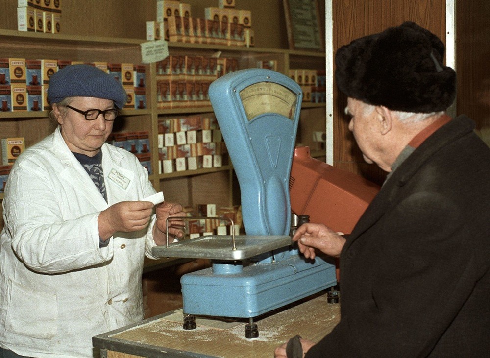 В Государственной Думе активно обсуждают предложение о возвращении продовольственных талонов, которые использовались в Советском Союзе