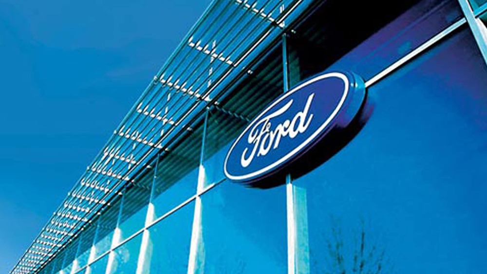 Ford падает после того, как Jefferies понизил рейтинг акций до «ниже рынка»