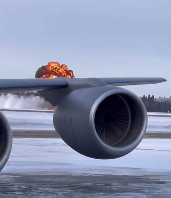 Новейший реактивный истребитель «пятого поколения» F-35A Lightning II ВВС США потерпел крушение на авиабазе Эйлсон на Аляске при заходе на посадку