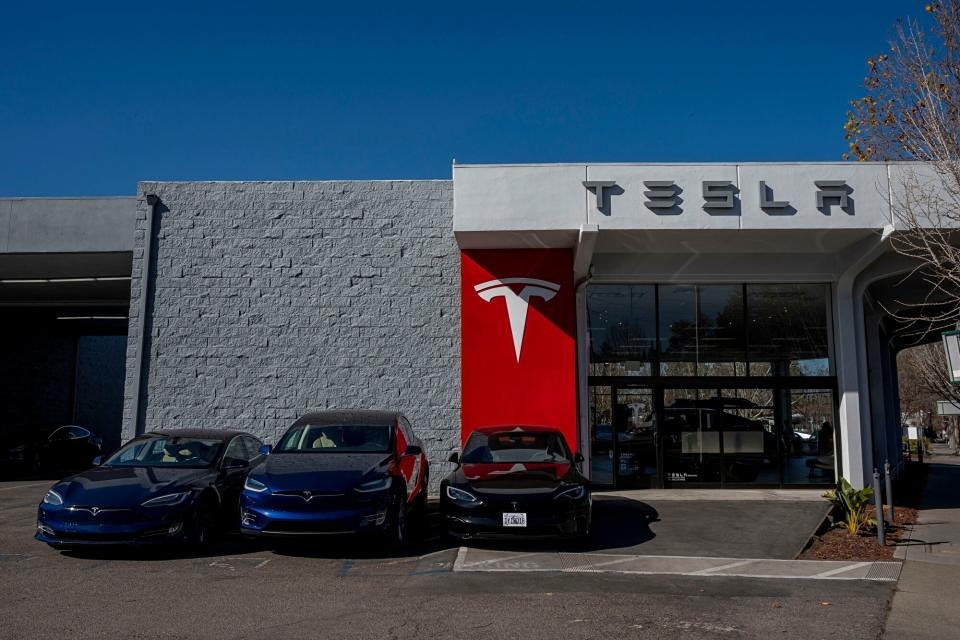 Илон Маск выразил уверенность в перспективах развития роботакси Tesla после того, как компания столкнулась с падением прибыли