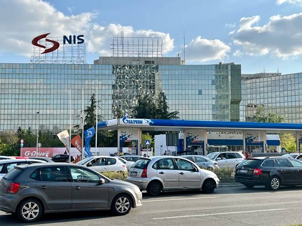 Сербский NIS запрашивает 90-дневную отсрочку санкций США при поддержке Венгрии и Сербии