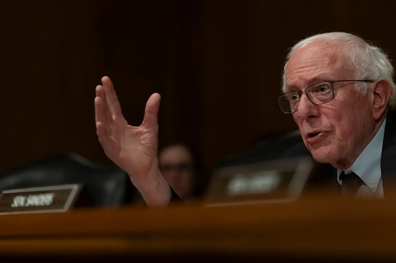 Американские сенаторы предложили установить лимит на процентные ставки по кредитным картам в 10 процентов