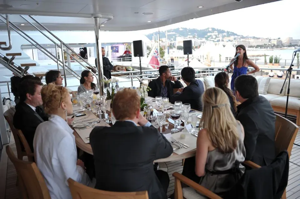 Эксперты предупреждают, что завышенная оценка MicroStrategy «не имеет рационального объяснения», а инвесторы сталкиваются с двойным ударом риска