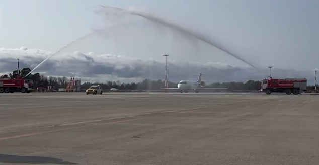 Впервые за три десятилетия воздушное судно преодолело маршрут из абхазского города Сухум в столичный аэропорт Внуково