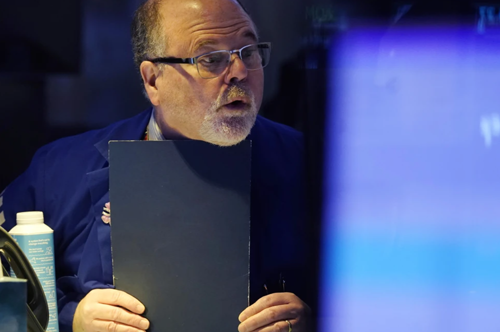 Уолл-стрит растет вопреки угрозам Трампа о пошлинах