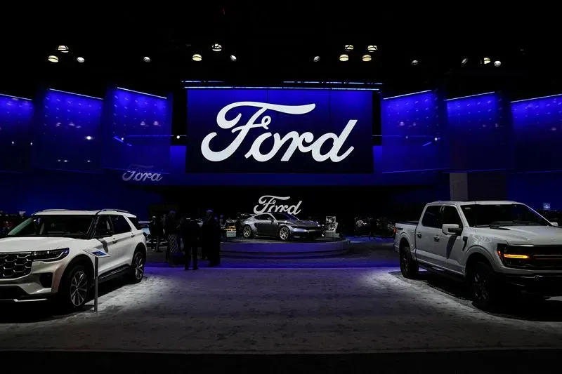 В 2025 году Ford ожидает увеличение убытков от производства электромобилей, но при этом прибыль в четвёртом квартале должна вырасти