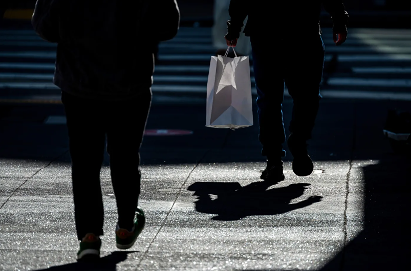 В Соединённых Штатах Америки розничные продажи упали до самого низкого уровня за последние два года