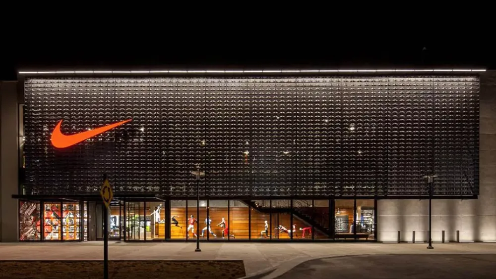 В четвёртом квартале компания Экмана увеличила свою долю в Nike и сократила её в Chipotle