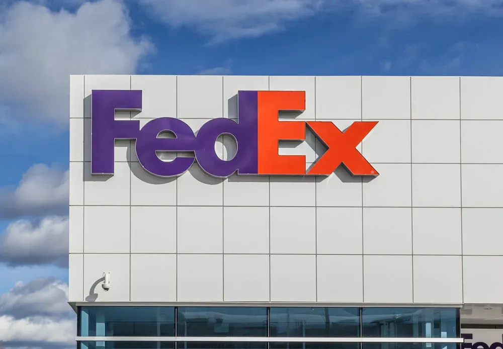 FedEx занимает первое место