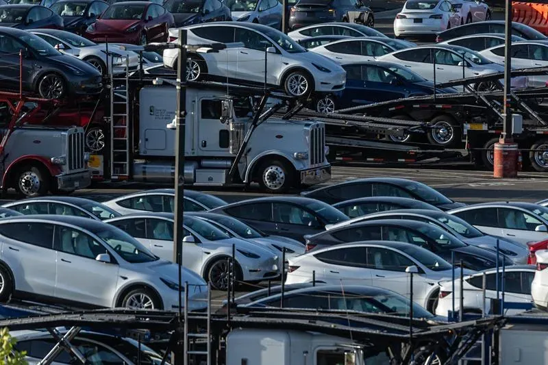 Представитель кандидата Трампа сообщил, что агентство будет проводить проверки безопасности Tesla на основе принципов справедливости и непредвзятости