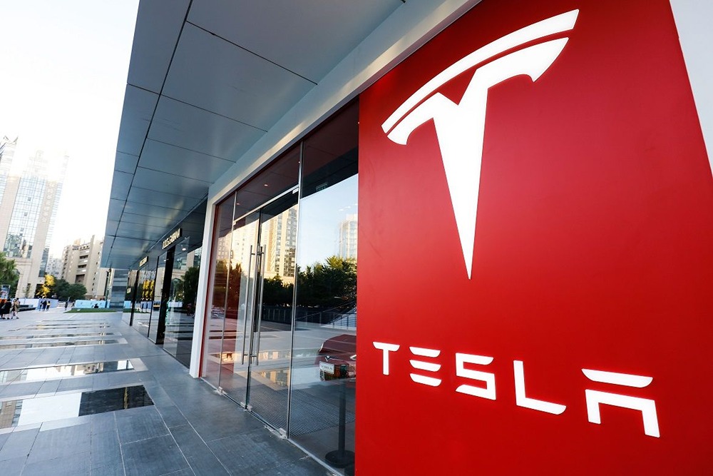 Новости акции Tesla: повышение рейтинга