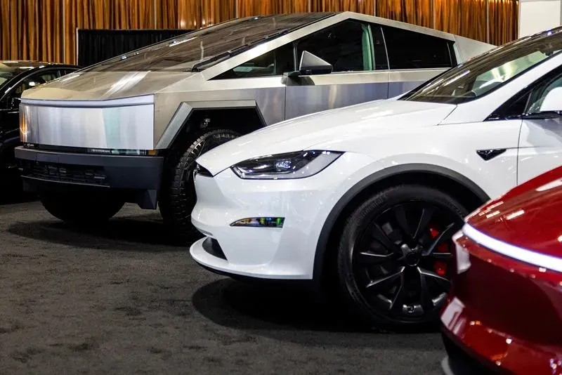 В Канаде были приостановлены скидки для Tesla