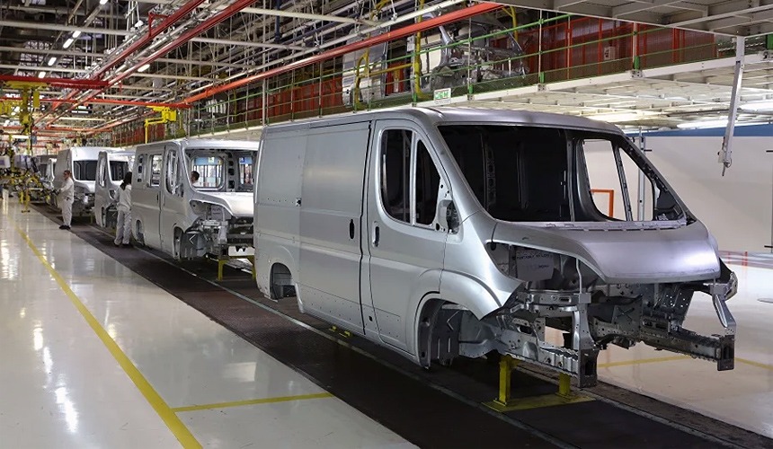 Изменения в бизнесе компании GENERAL MOTORS