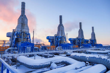 Какие основные этапы и планы по газификации Еврейской автономной области?