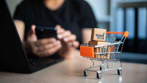 Почему закрываются книжные магазины?